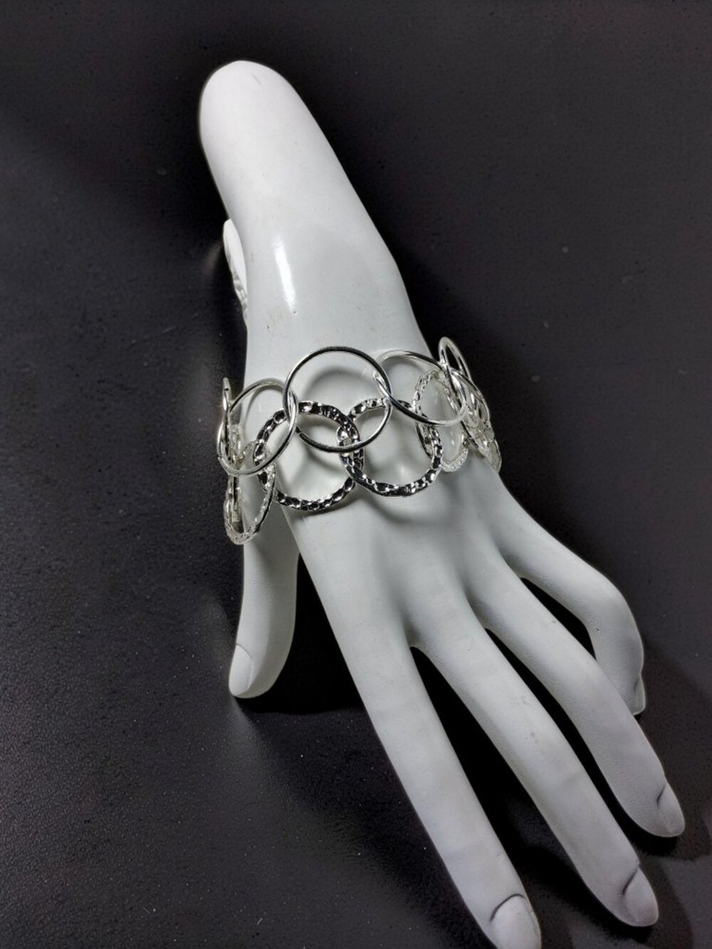 Daisy Fuentes Silver Rings Links, Double Strand Bracelet Hammered Metal Style.